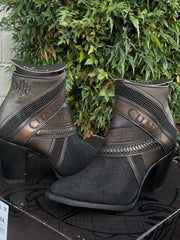 Cuadra Mantarraya Botin de Dama - Black