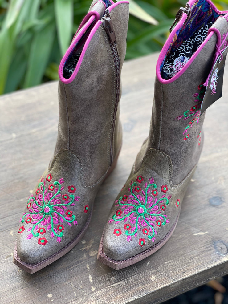 Kid's Savvy Western Snip Toe Zip Up Boots