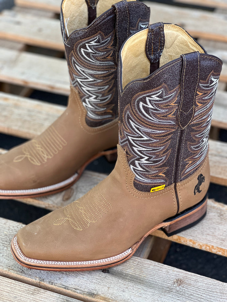 Light Brown Semi Wide Square Toe Cowboy Boots